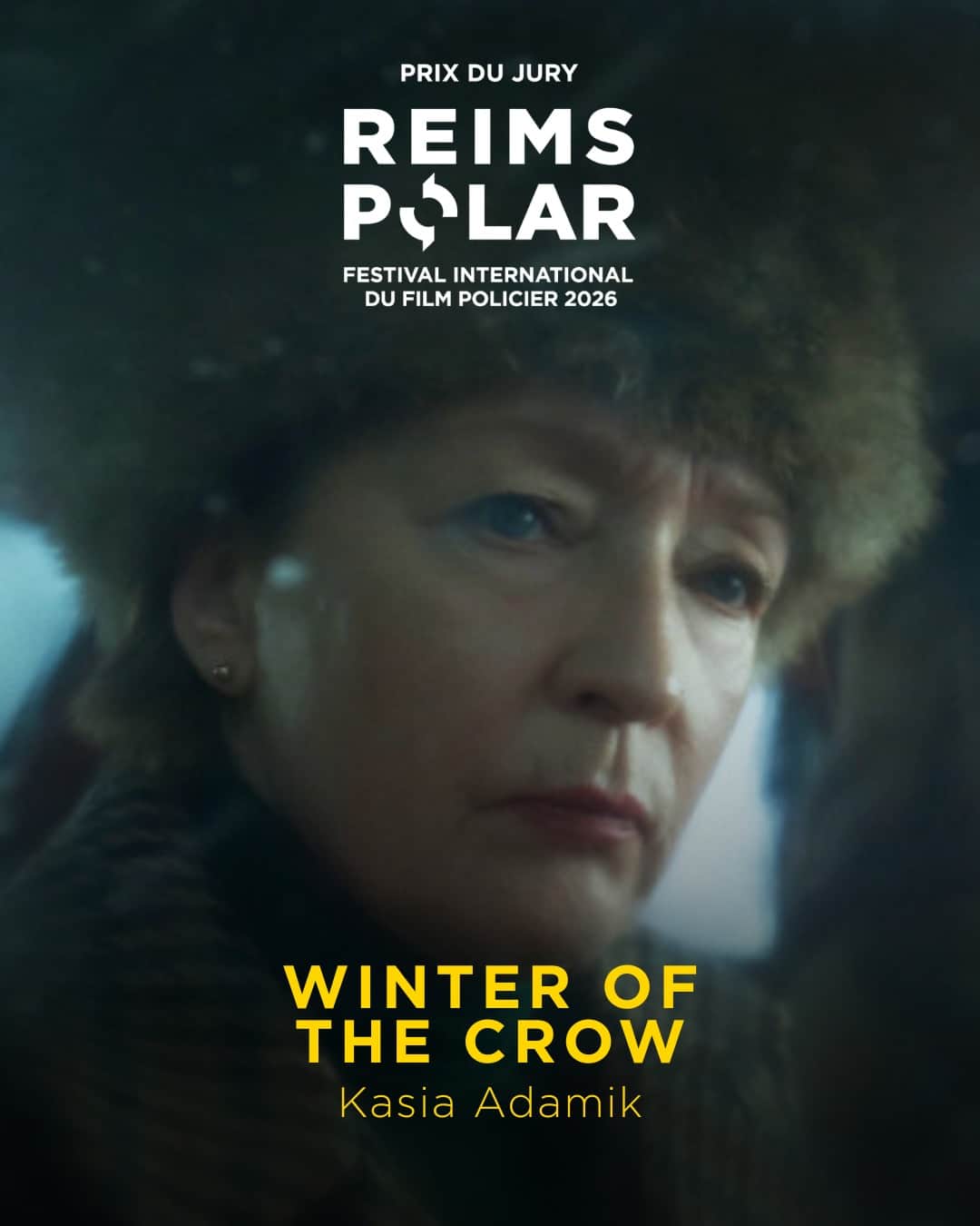 Affiche de « WINTER OF THE CROW » avec le visage rapproché d’une femme, lauréat du Prix du jury Reims Polar 2026