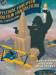 Affiche de « FESTIVAL EUROPÉEN DU FILM FANTASTIQUE DE STRASBOURG » avec un monstre géant tenant une femme.